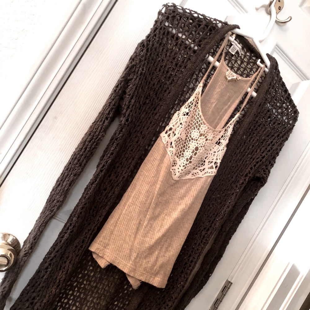 American eagle cardigan and LA hearts tank